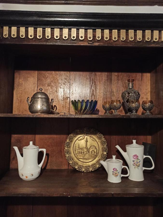 Boutique Hotel Praga Gjirokastër 外观 照片