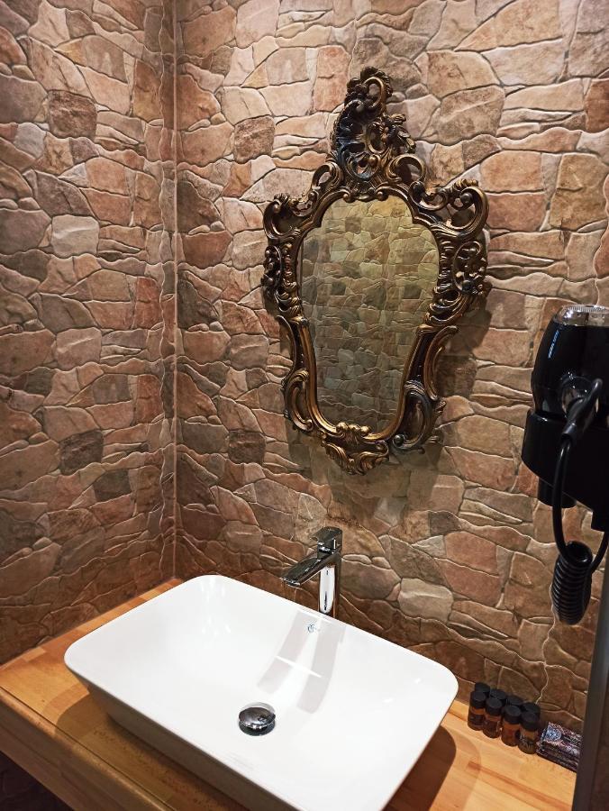Boutique Hotel Praga Gjirokastër 外观 照片