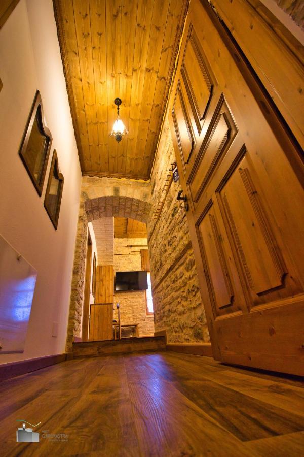 Boutique Hotel Praga Gjirokastër 外观 照片
