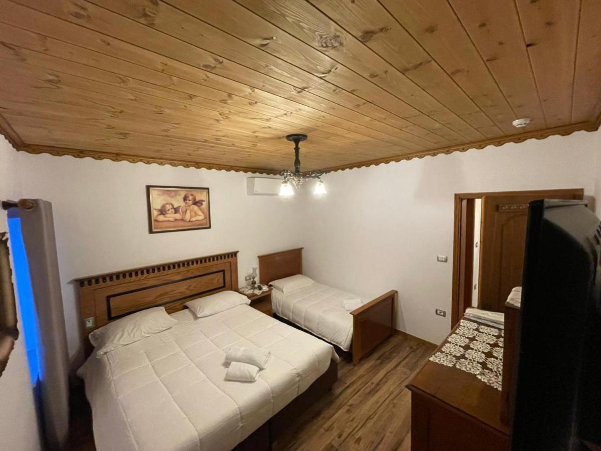 Boutique Hotel Praga Gjirokastër 客房 照片
