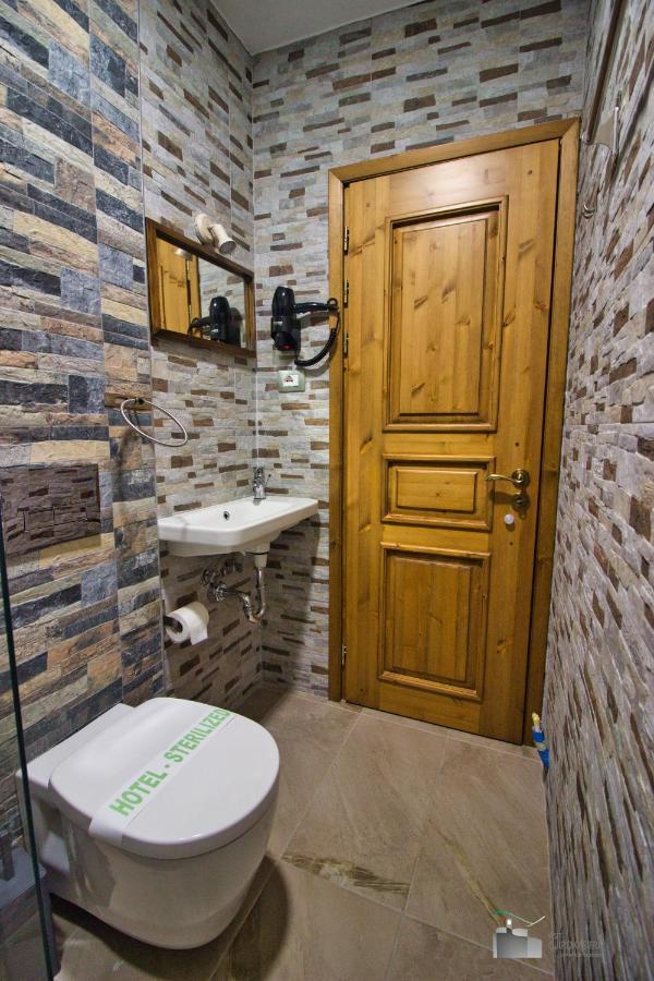 Boutique Hotel Praga Gjirokastër 外观 照片