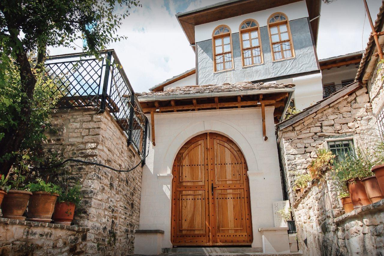 Boutique Hotel Praga Gjirokastër 外观 照片